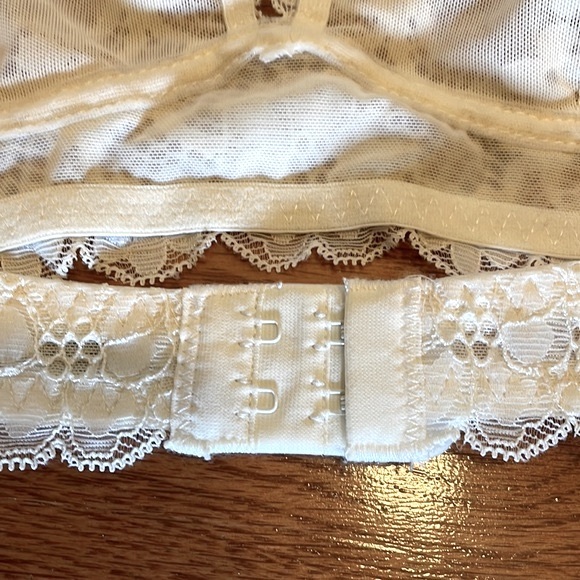 Intimately Free People Galloon Bralette White Lace Size Medium - Picture 3 of 4